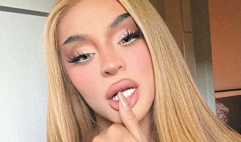 Pabllo Vittar surpreendeu ao revelar que não transa com ninguém montada.