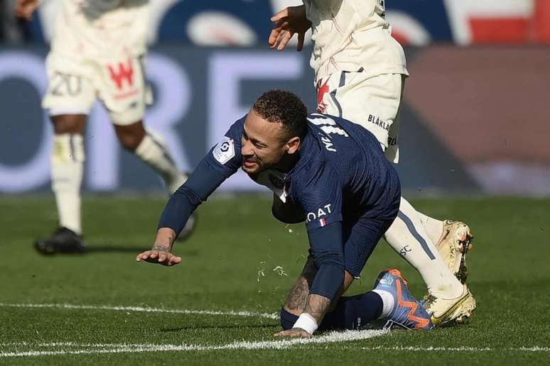 Neymar deve desfalcar PSG na Champions (Foto: FRANCK FIFE / AFP)