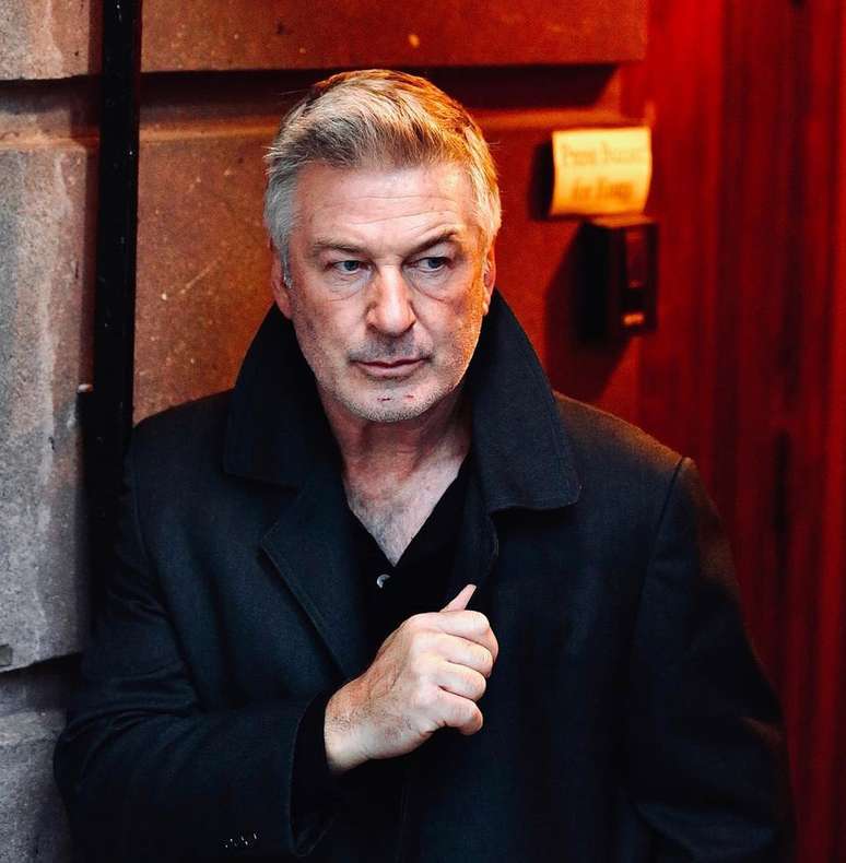 Prosecutors remove the surcharge and Alec Baldwin should not be arrested for shooting on film