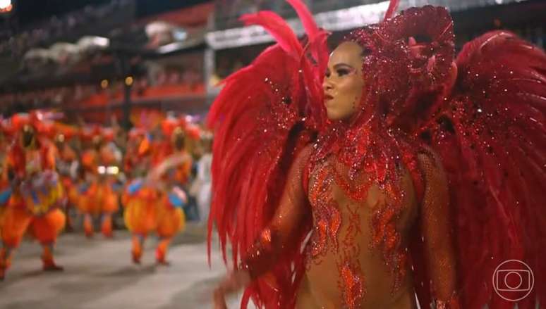 Maria foi uma das novidades no segundo dia de desfiles do Grupo Especial do Rio (Foto: Reprodução/TV Globo)