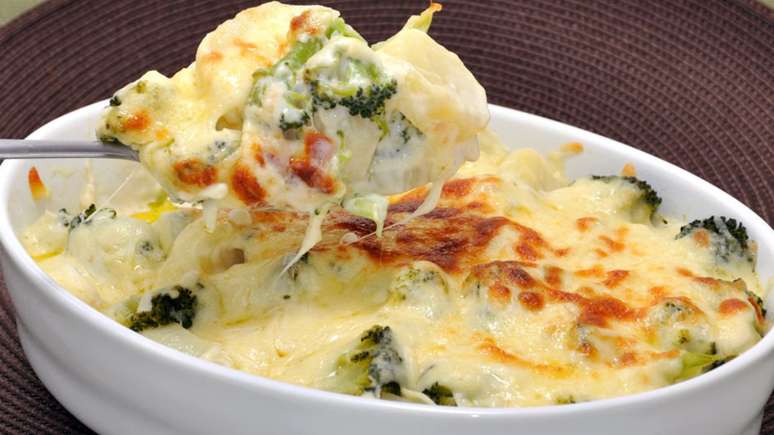 Batata com br&oacute;colis ao forno