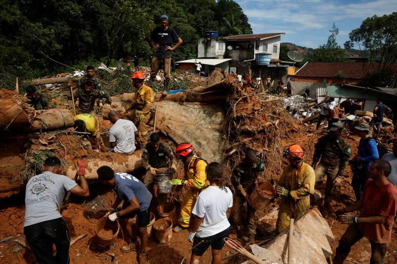 Tragédia em São Sebastião (SP) após fortes chuvas