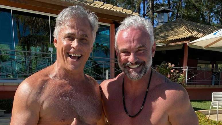 Oscar Magrini and Mateus Carrieri post a video dancing ‘Zona de Danger’;  clock