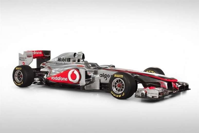 McLaren MP4/26, de 2011. As laterais esculpidas para direcionar o ar já estão ali...