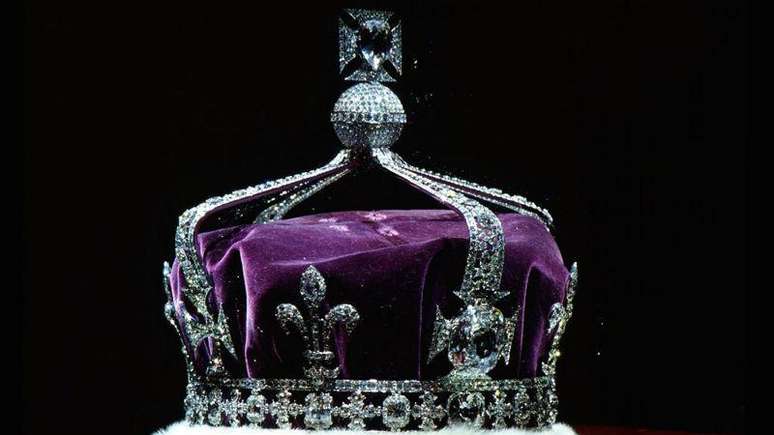 A coroa da rainha-mãe