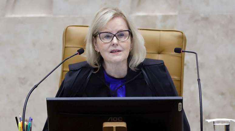 Rosa Weber diz atos de 8 de janeiro deixaram 'evidente quão prejudicial é o discurso de ódio'