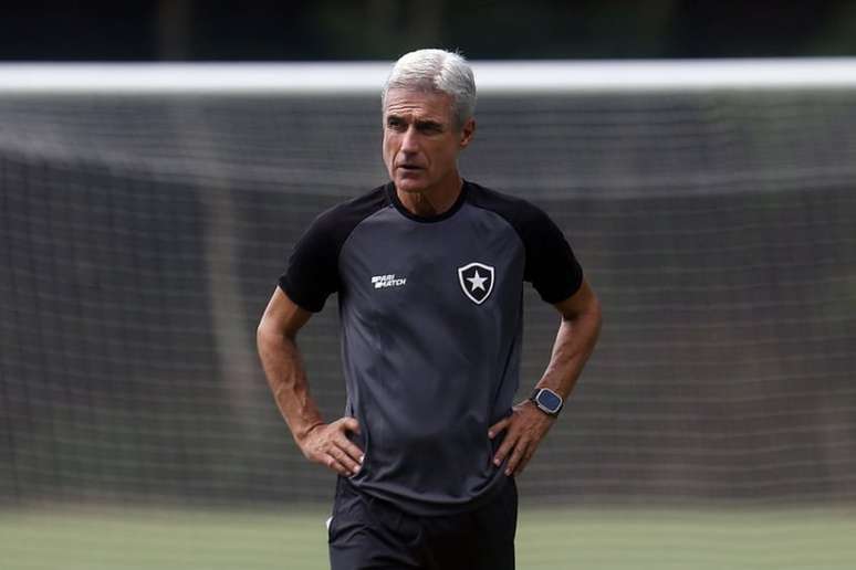 With important returns, Botafogo reveals those related to the classic against Flamengo
