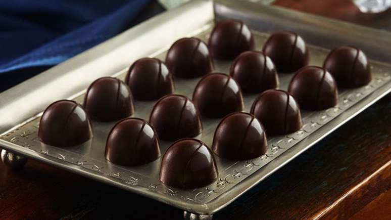 Gin bonbon: combining the best of both worlds in one recipe