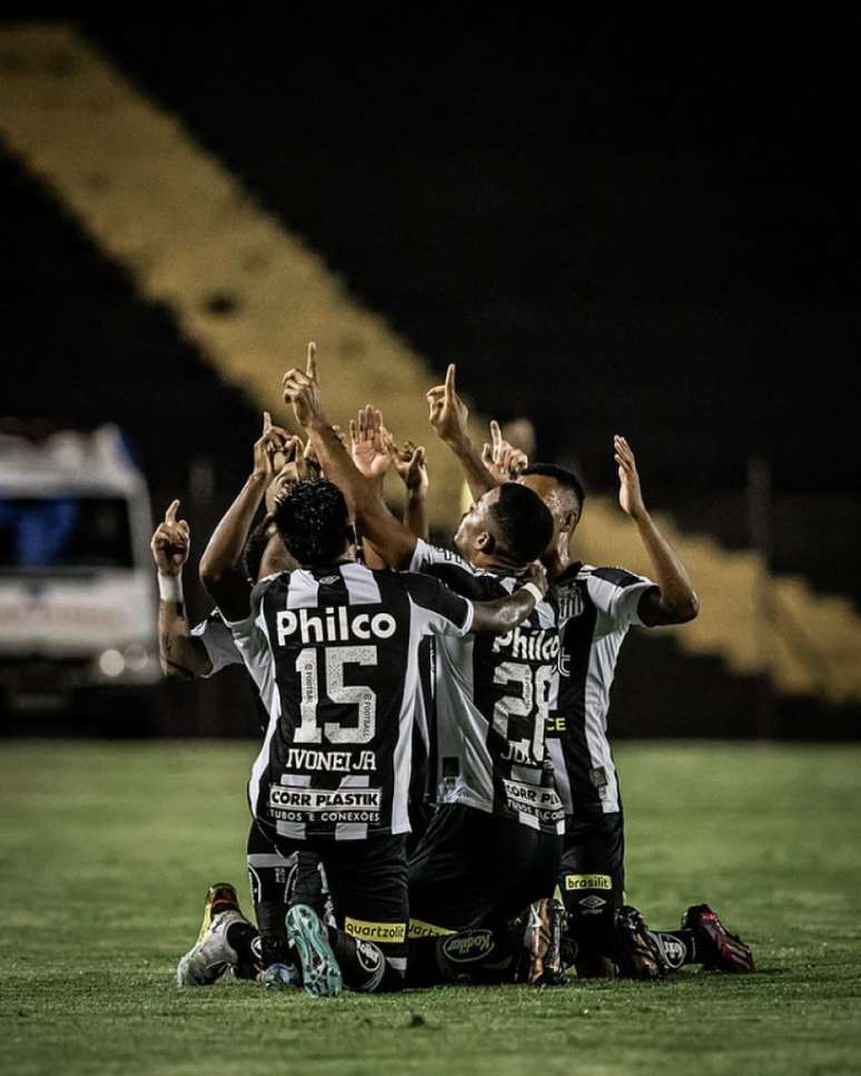 Com assistência de Lucas Lima, o Peixe está na próxima fase da Copa do Brasil (Foto: Raul Baretta / Santos FC)