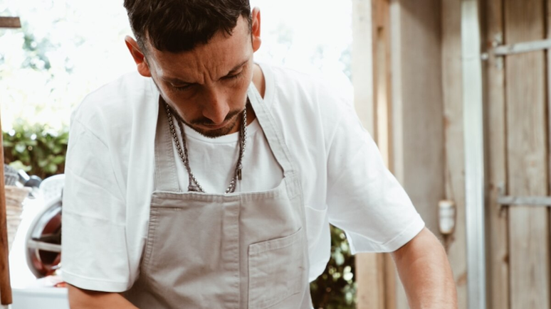 The Argentinian chef is invited to lead the kitchen at the Carlos