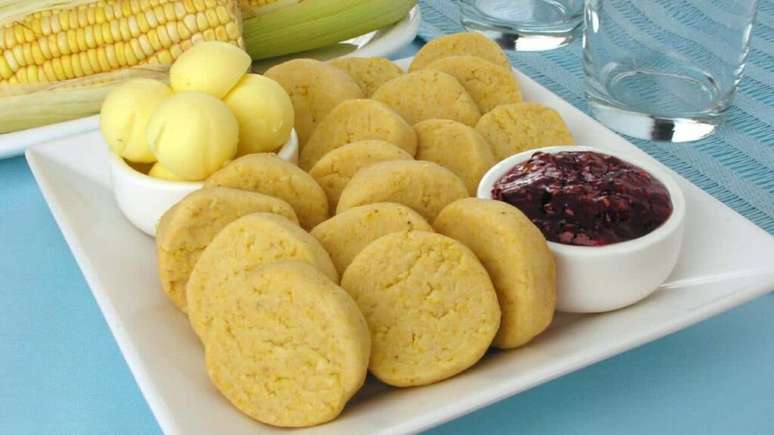 corn biscuit