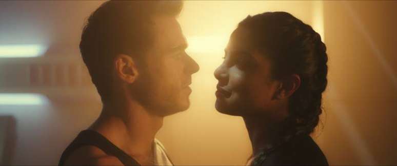 Richard Madden e Priyanka Chopra Jonas são os protagonistas de 'Citadel', série que estreia no Prime Video em 28 de abril.