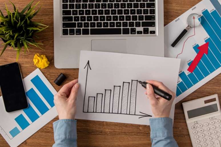 The insurance sector is expected to maintain the indices in 2023