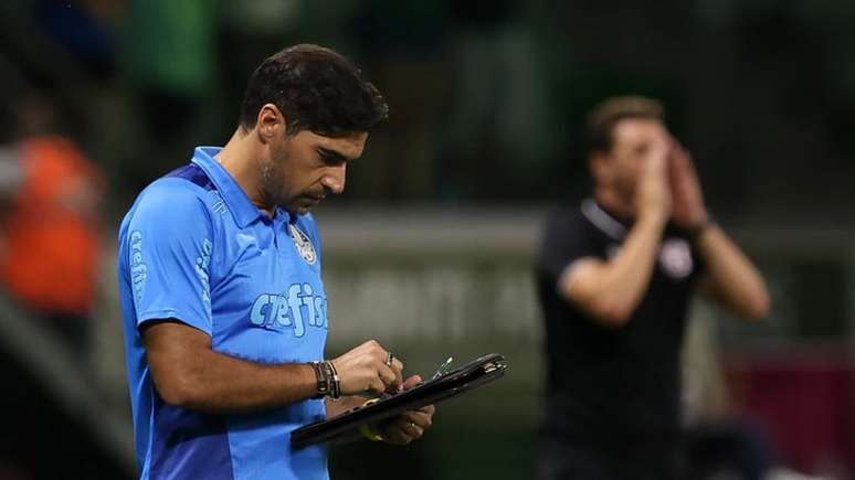 Abel Ferreira durante partida do Palmeiras. Foto: Cesar Greco/Palmeiras