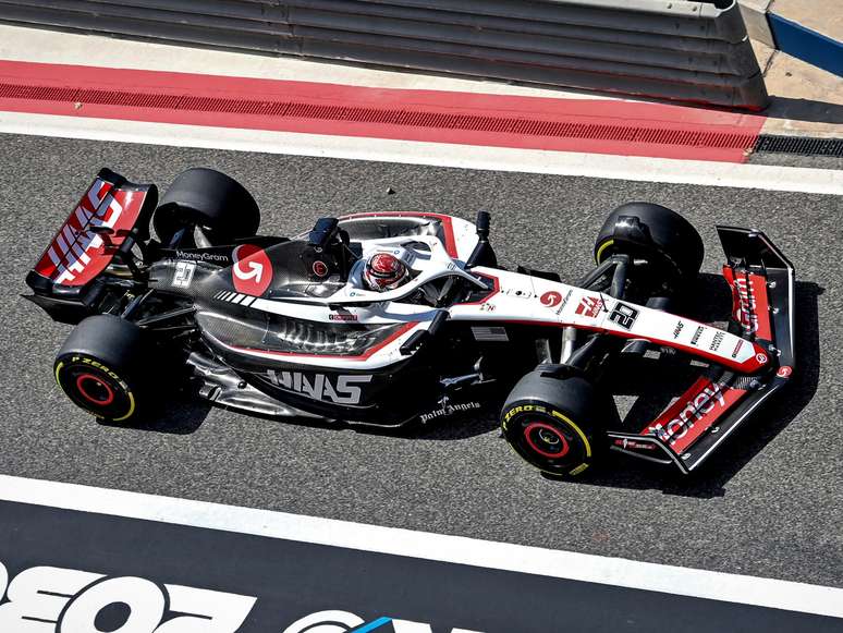 O VF-23 traz novidades na pintura em rela&ccedil;&atilde;o ao carro do ano passado