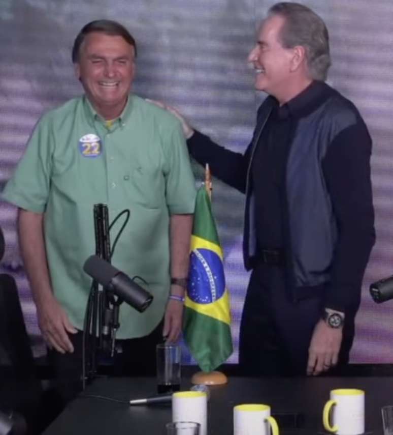 Justus diz ter aconselhado Bolsonaro a respeito da campanha à reeleição, porém, presidente preferiu ouvir "Carluxos da vida"