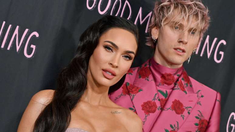 Megan Fox e Machine Gun Kelly estão fazendo terapia para salvar noivado