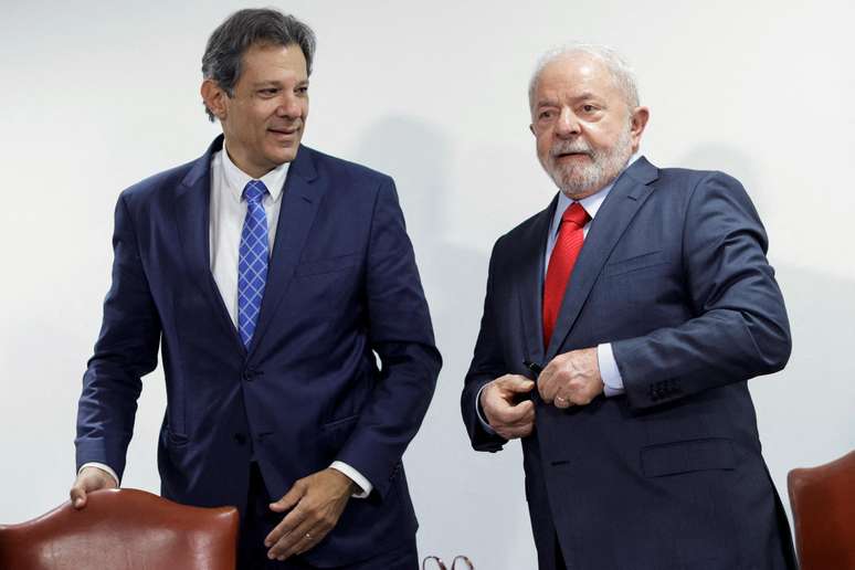 Mercado avalia que governo vai gastar além da conta e postura de Lula de confronto com o Banco Central adiciona incerteza ao cenário, diz Matos, da FGV