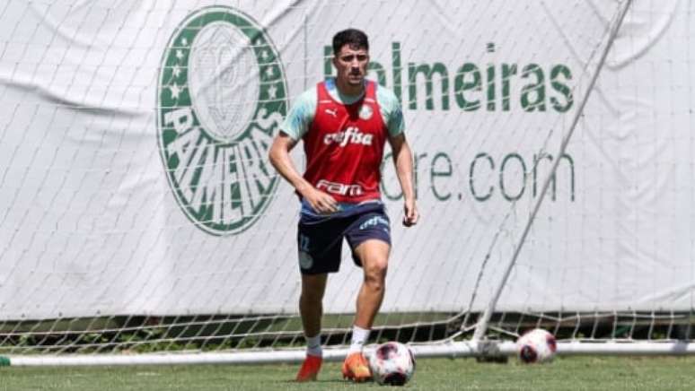 O lateral Piquerez durante treino do Palmeiras nesta quinta-feira (02). (Foto: Cesar Greco/Palmeiras)