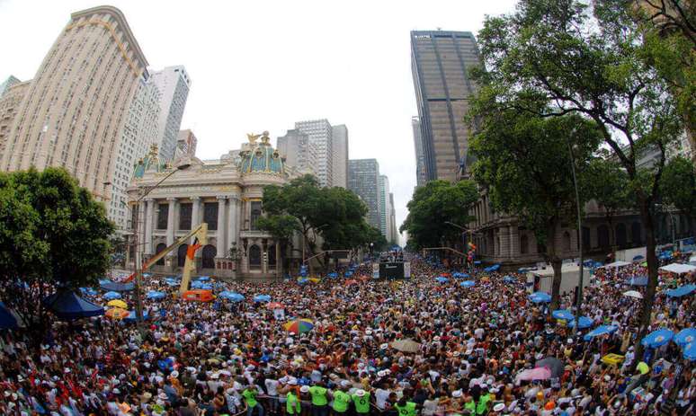 Casos de Covid voltam a aumentar após Carnaval; veja as orientações -