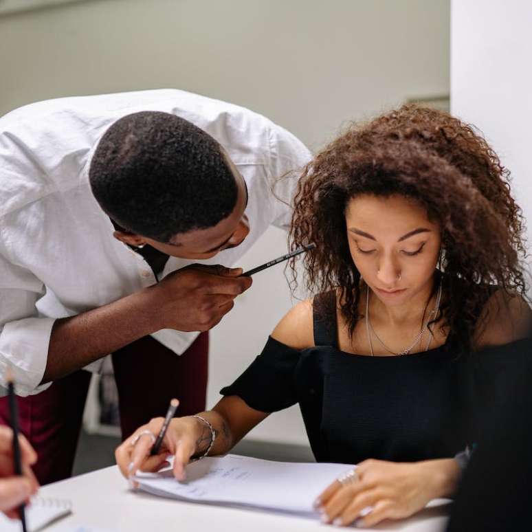 A violência de gênero é um problema sistêmico que precisa ser efetivamente enfrentado, dentro e fora das empresas.