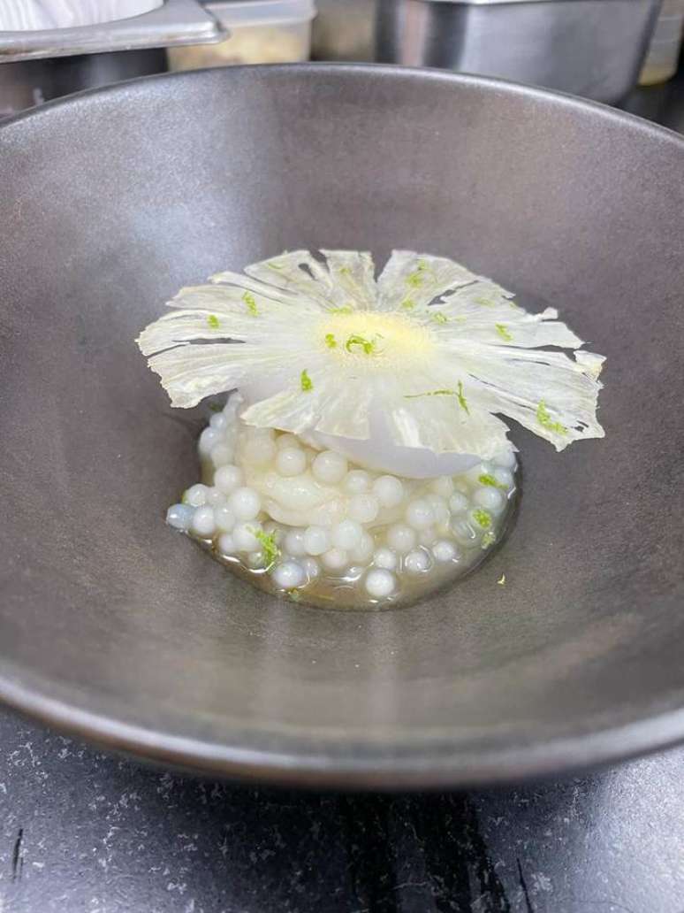 Aluá, tapioca, bacuri, pineapple, black tucupi and coconut ice cream by chef Helena Rizzo