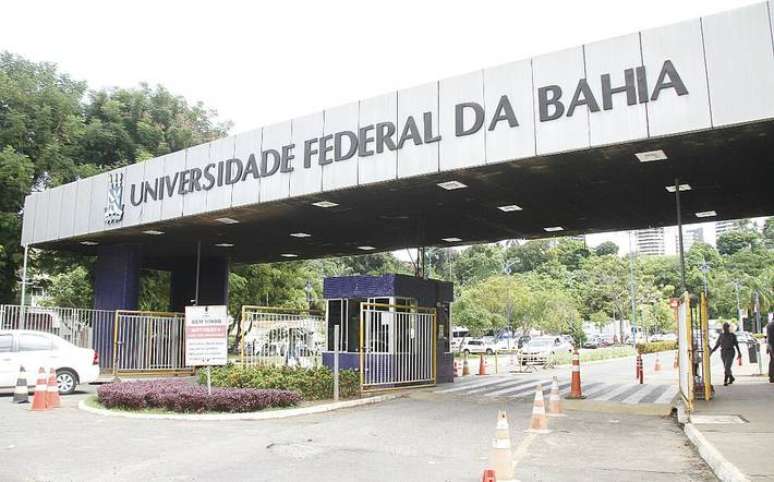 Universidade Federal da Bahia adia in&iacute;cio das aulas do semestre 2023.1