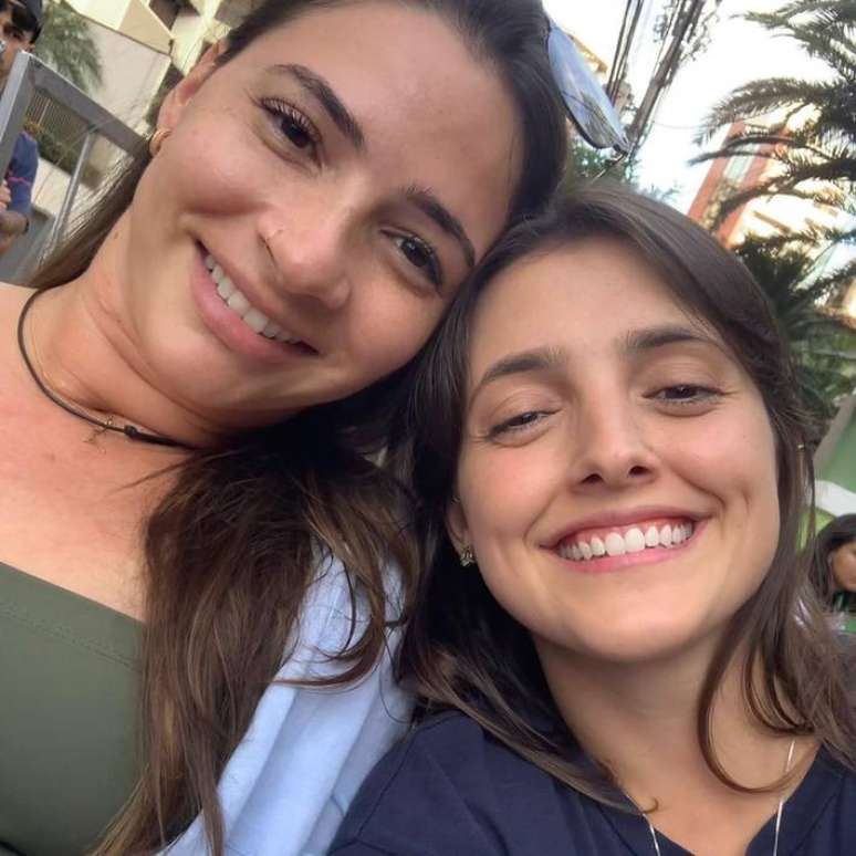 Lais Souza has shown all his love for his girlfriend Beatriz Canabrava Lais Souza has shown all his love for his girlfriend Beatriz Canabrava