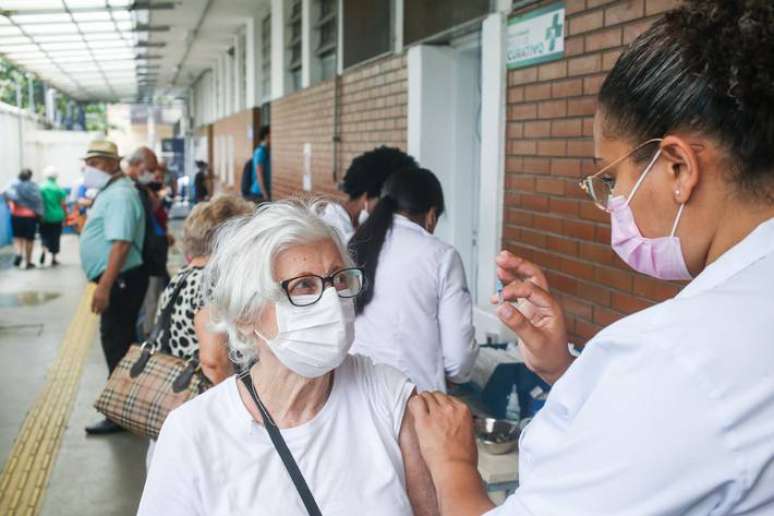 Cases of severe covid-related respiratory syndrome are high in 16 states, Fiocruz points out