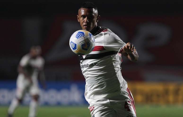 Ex-São Paulo, atacante Marquinhos pode completar 50 jogos na carreira
