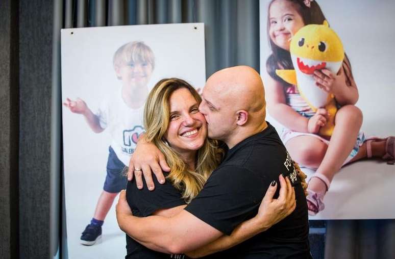 Fotógrafa Sandra Reis, fundadora da "Galera do Click", com o filho Felippe Reis