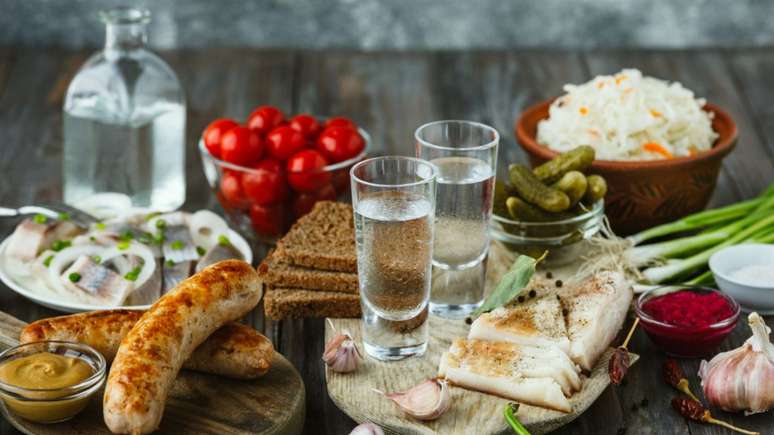 Harmonizar a vodca com comidas é uma forma de valorizar o prato