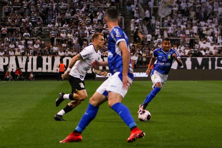 Palmeiras vence o Água Santa e garante classificação antecipada no