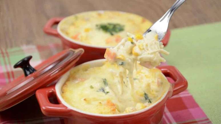 Minifricass&ecirc; de frango