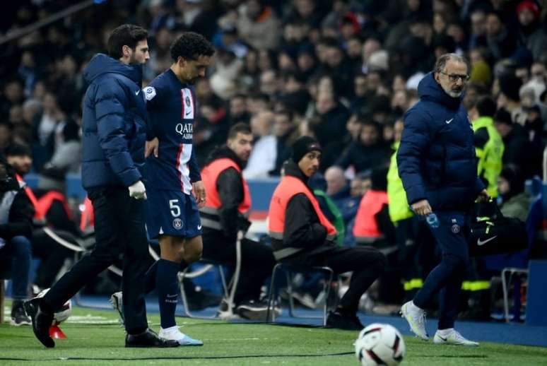 Marquinhos deixou o campo contra o Nantes lesionado (FRANCK FIFE / AFP)