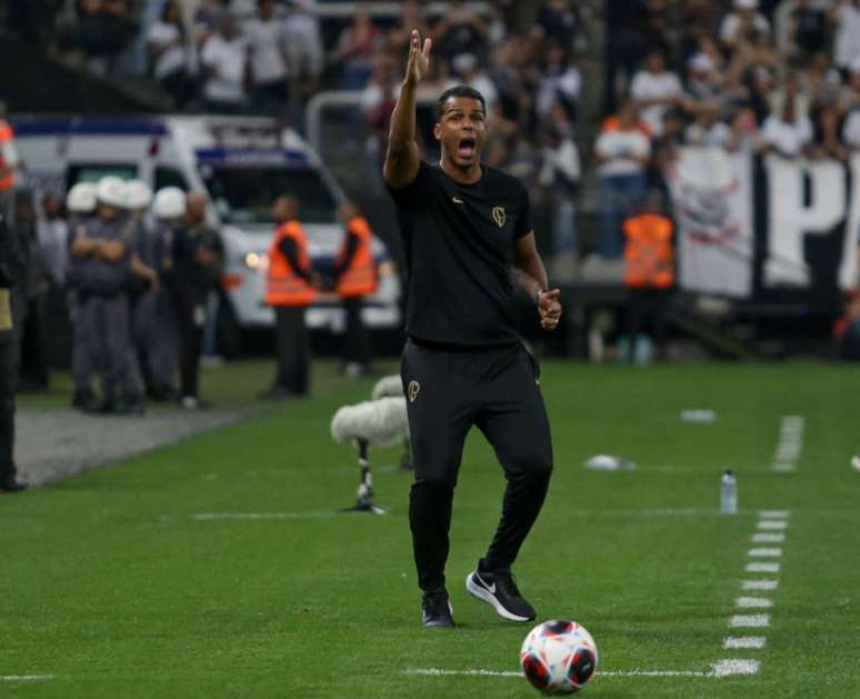 Lázaro não perdeu clássicos em 2023 (Foto: Rodrigo Coca / Agência Corinthians)