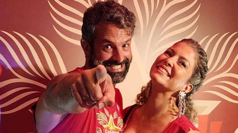 Barbara Borges strips off her clothes and steals the show in a daring rehearsal with Iran Malfino