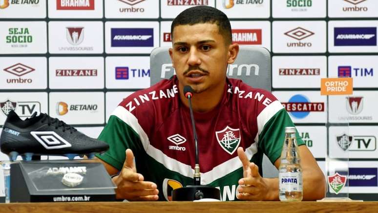 André elogia Flamengo mesmo em má fase e diz que Fluminense não vai mudar estilo: Vamos impor o jogo