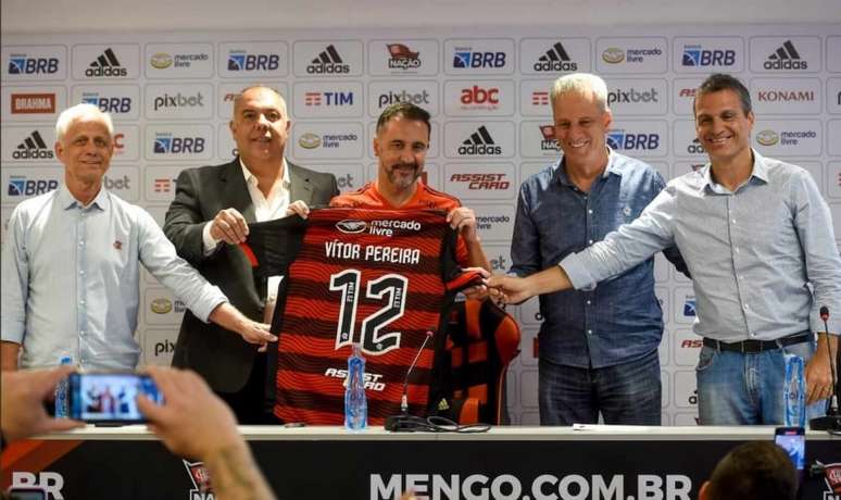 Mesmo sem títulos, início de Vítor Pereira no Flamengo é melhor