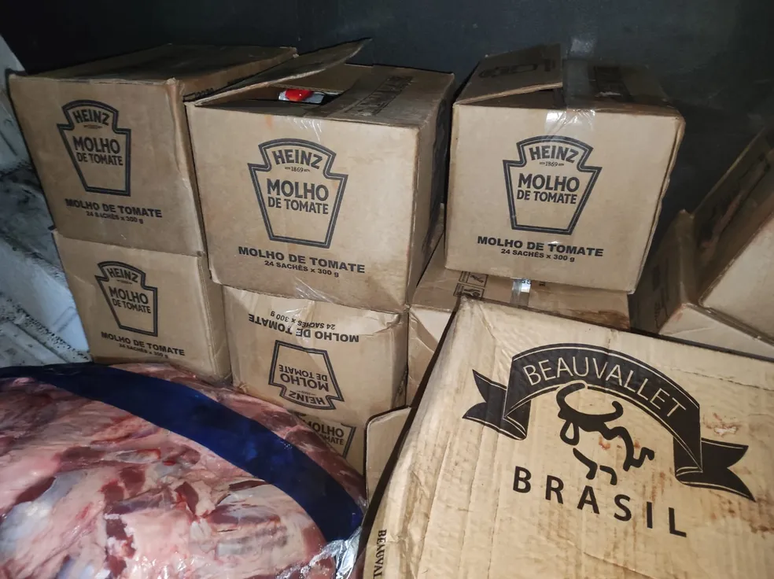Mais de 200 kg de carnes foram recuperados pela Polícia