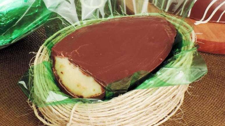 Ovo de P&aacute;scoa recheado com leite em p&oacute; para ganhar dinheiro na P&aacute;scoa