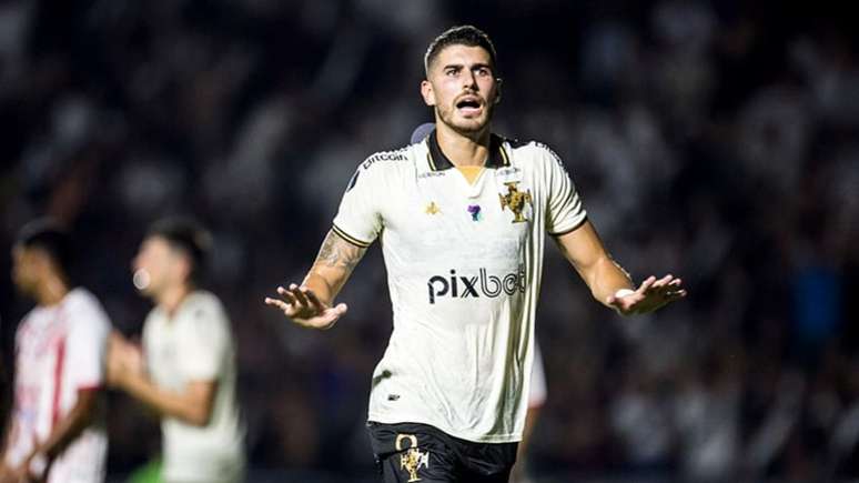 Vasco wins five games in a row after almost three years