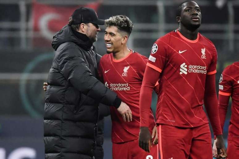 Liverpool anuncia saída de Firmino e mais três jogadores