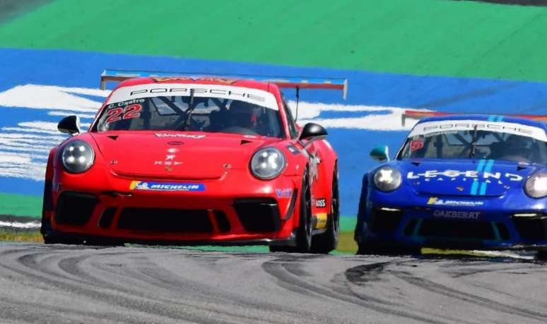 Ator da 'TV Globo' competiu na Porsche Cup (Foto: Reprodução/Instagram @caiocastro)