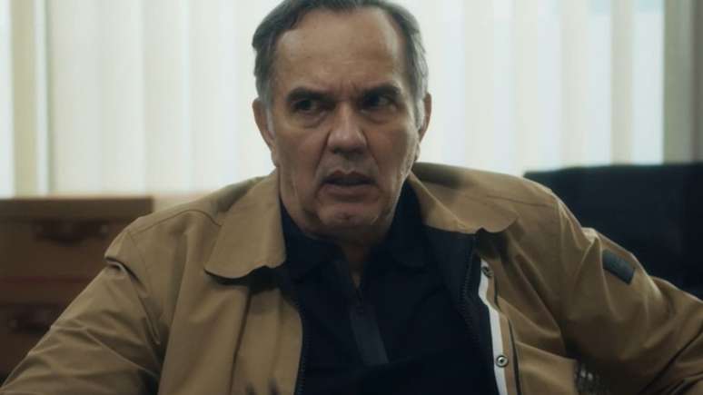 Guerra (Humberto Martins) em 'Travessia'. Reprodução/ Globo