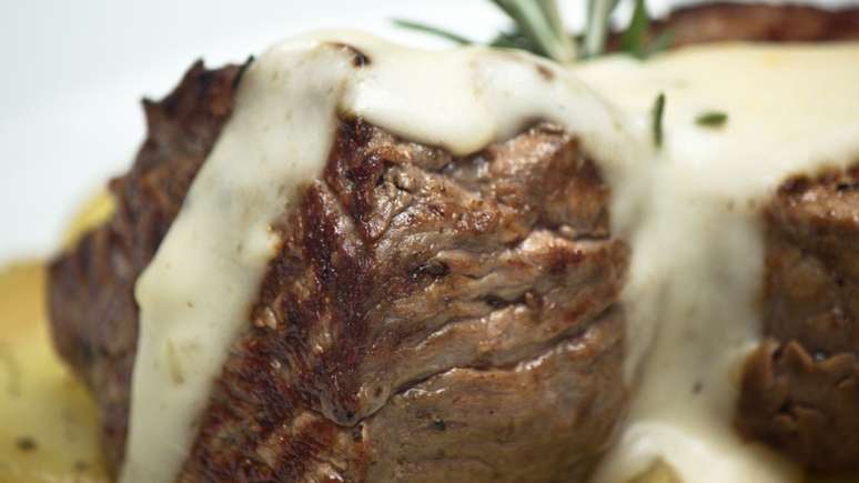 How to make cheese sauce?  Learn the basics and learn the recipes