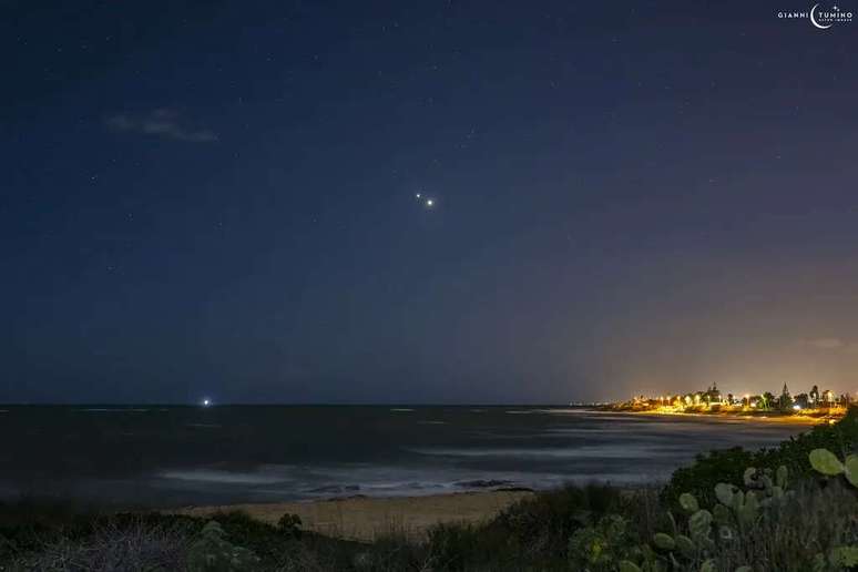 Jupiter and Venus photographed in the sky over Sicily, Italy (Image: Reproduction/Giovanni Tumino)