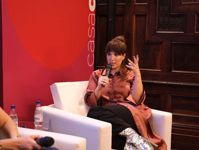 The chat debate on the role of women in society | The chat debate on the role of women in society |