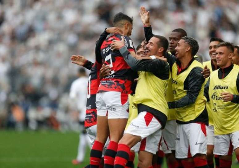 O pior jogo do Corinthians no Brasileirão até agora, de peito aberto, por  casagrande