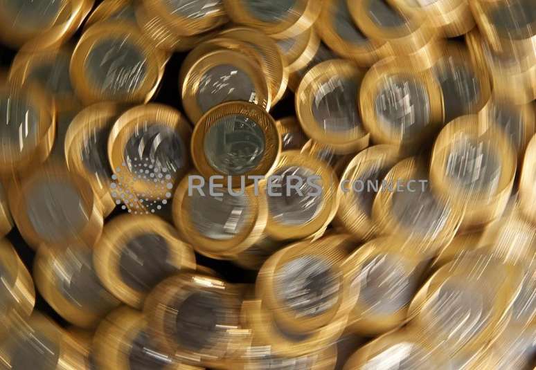 Moedas de reais 
15/10/2010
REUTERS/Bruno Domingos 